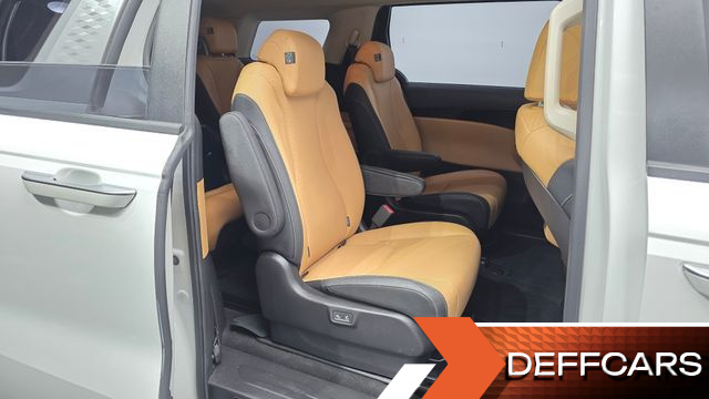 Kia CARNIVAL Gasoline 9-Seater Prestige купить на сайте DeffCars