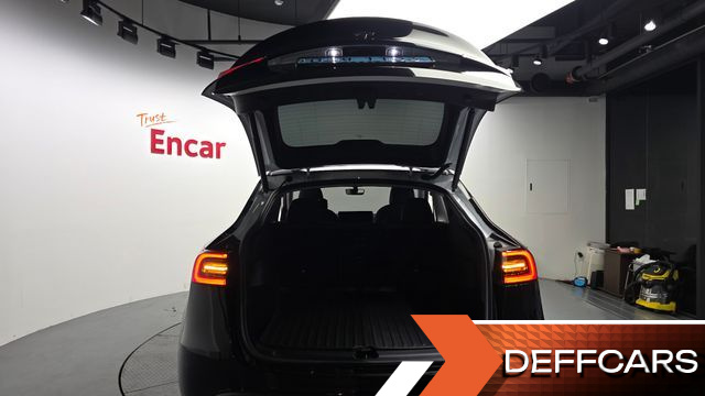 Tesla MODEL Y Long Range AWD купить на сайте DeffCars