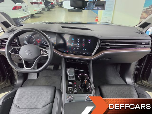 Volkswagen TOUAREG 3.0 TDI Prestige купить на сайте DeffCars