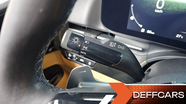 Kia CARNIVAL Gasoline 11-Seater Signature купить на сайте DeffCars