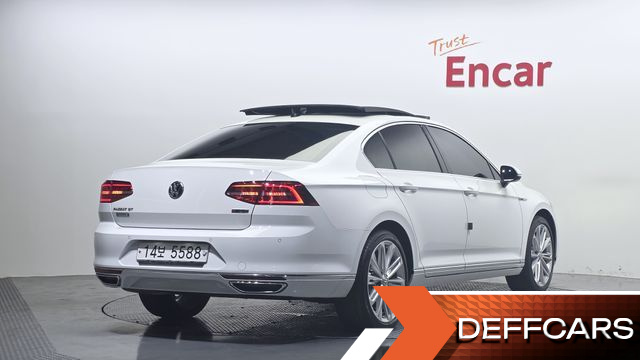 Volkswagen PASSAT 2.0 TDI 4Motion Prestige купить на сайте DeffCars