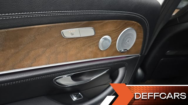 Mercedes E-CLASS E300 4MATIC Exclusive купить на сайте DeffCars
