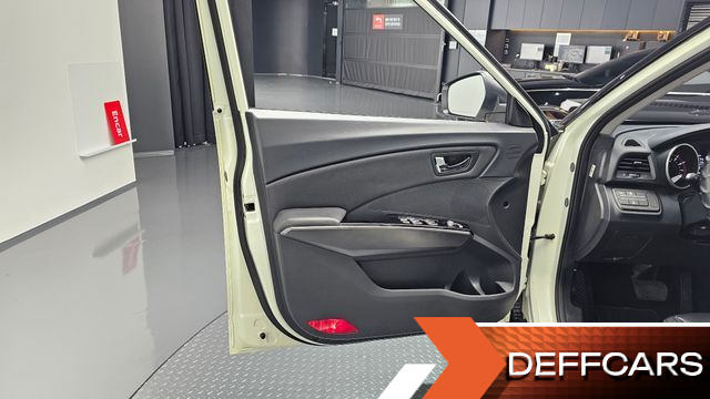 Ssangyong TIBOLI 1.6 IX 2WD купить на сайте DeffCars