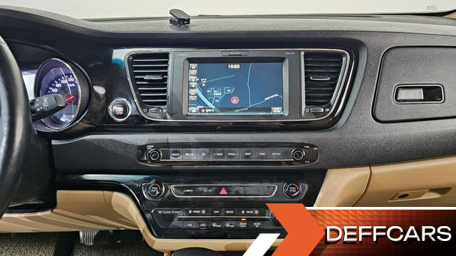 Kia CARNIVAL 9-Seater Hi-Limousine Noblesse Special купить на сайте DeffCars