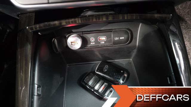 Kia SORENTO Gasoline 2.0 Turbo 2WD Prestige купить на сайте DeffCars