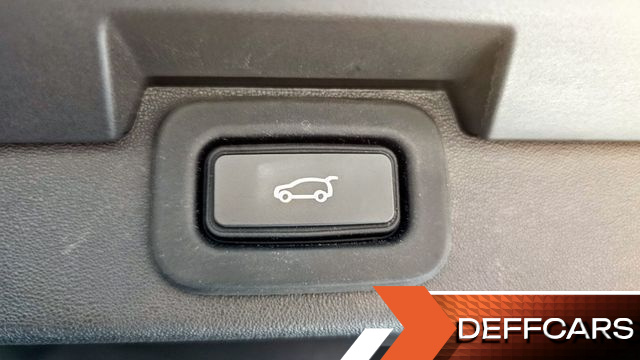 Land Rover DISCOVERY D250 SE купить на сайте DeffCars