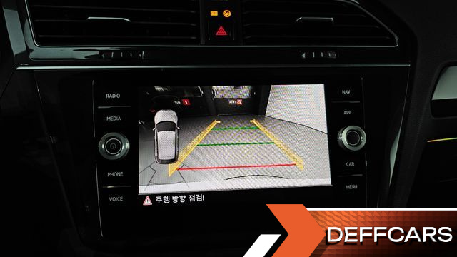 Volkswagen TIGUAN 2.0 TDI Premium купить на сайте DeffCars