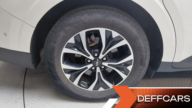 Kia CARNIVAL Gasoline 9-Seater Signature купить на сайте DeffCars