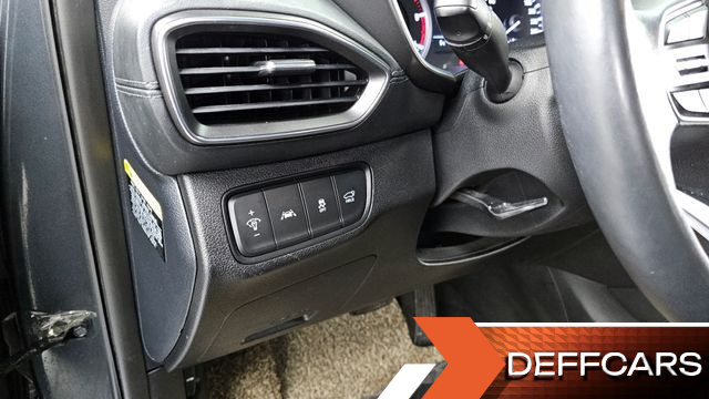 Hyundai SANTAFE Diesel 2.0 2WD Exclusive Special купить на сайте DeffCars