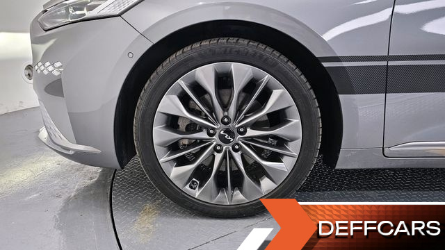Kia K8 2.5 Gasoline 2WD Signature Special купить на сайте DeffCars
