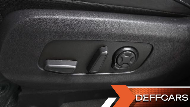 Kia CARNIVAL Gasoline 9-Seater Signature купить на сайте DeffCars