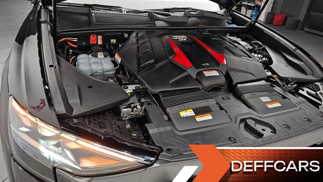 Audi RSQ8 4.0 TFSI Quattro Performance купить на сайте DeffCars