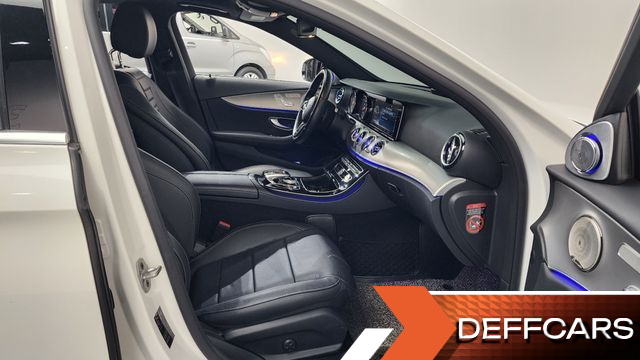 Mercedes E-CLASS E300 Avantgarde купить на сайте DeffCars