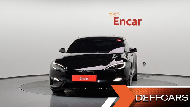 Tesla MODEL S Plaid купить на сайте DeffCars