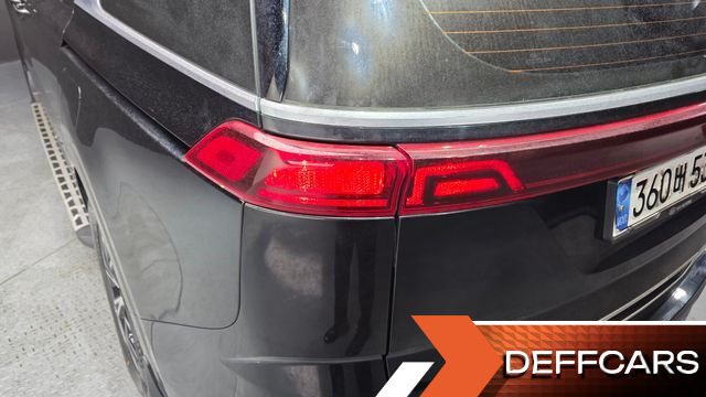 Kia CARNIVAL 9-Seater Noblesse купить на сайте DeffCars
