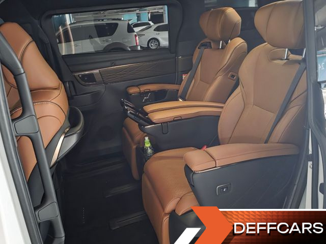 Toyota ALPHARD 2.5 HEV Executive AWD купить на сайте DeffCars