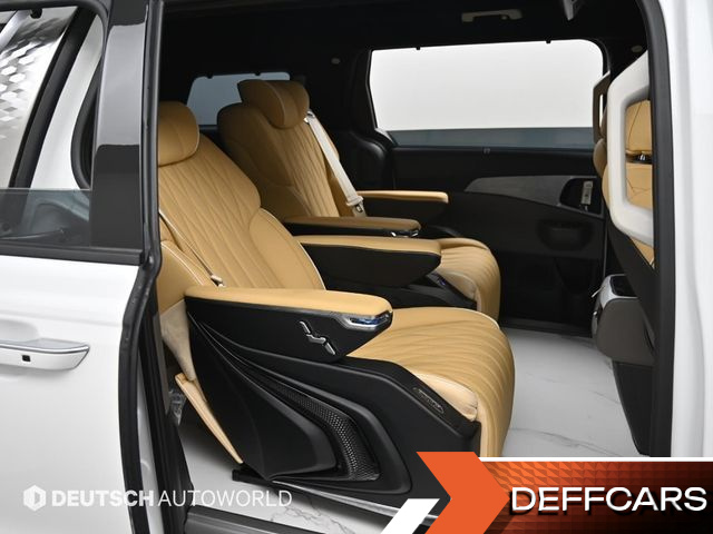 Kia CARNIVAL HEV 9-Seater Hi-Limousine (Special vehicle) купить на сайте DeffCars