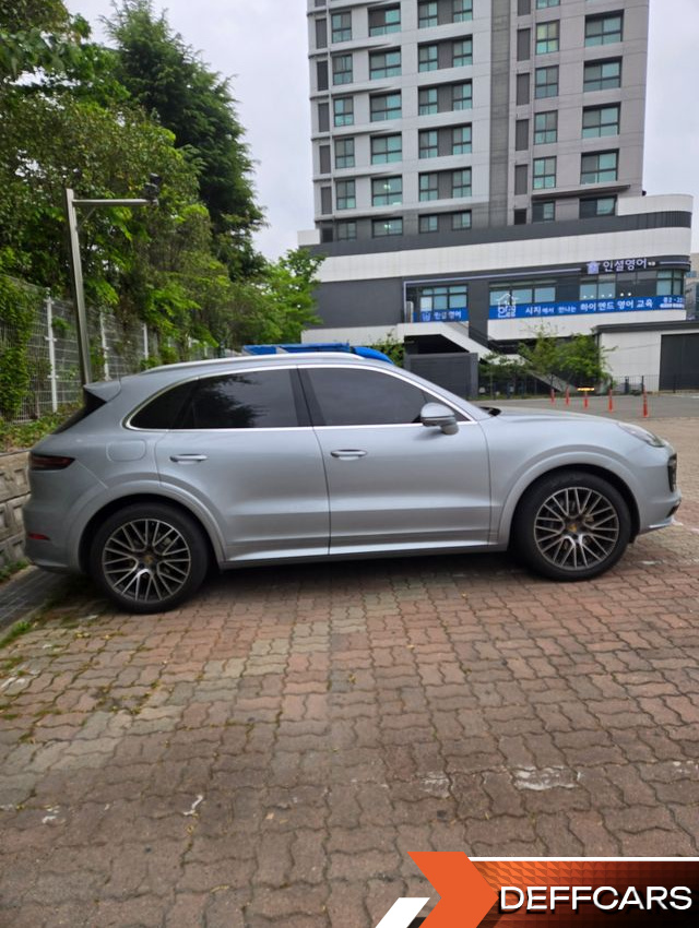 Porsche CAYENNE 3.0 купить на сайте DeffCars