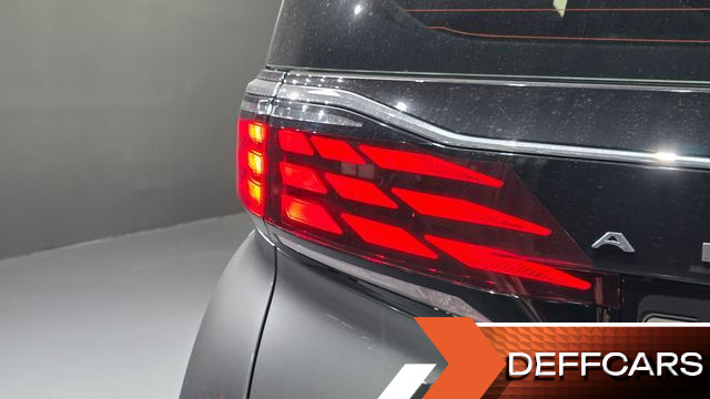 Toyota ALPHARD 2.5 HEV Executive AWD купить на сайте DeffCars