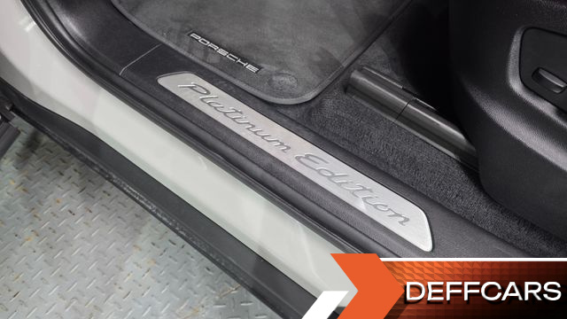 Porsche CAYENNE 3.0 E-HYBRID PLATINUM EDITION купить на сайте DeffCars