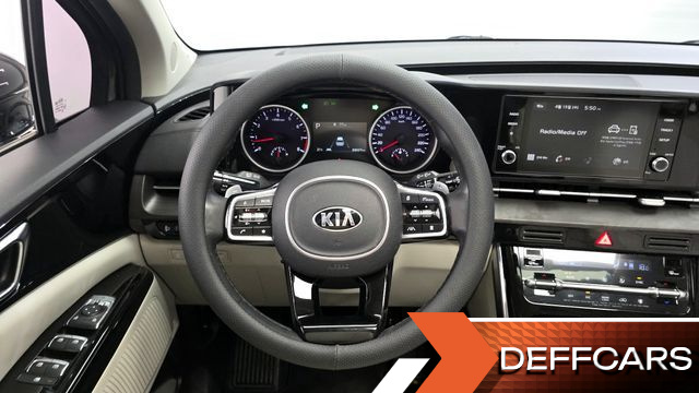 Kia CARNIVAL Gasoline 7-Seater Noblesse купить на сайте DeffCars