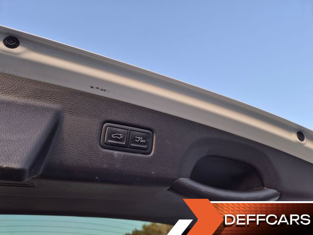 Kia CARNIVAL 9-Seater Noblesse купить на сайте DeffCars