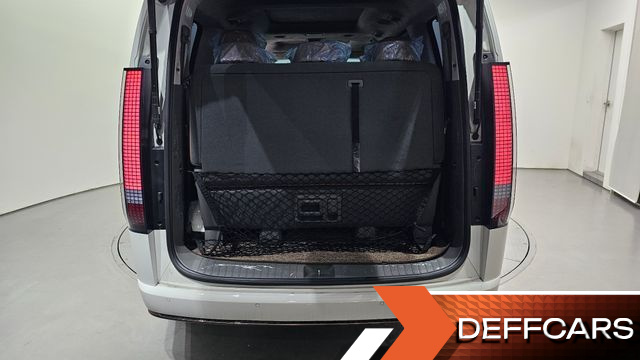 Hyundai STARIA 4WD Lounge 9-Seater Inspiration купить на сайте DeffCars