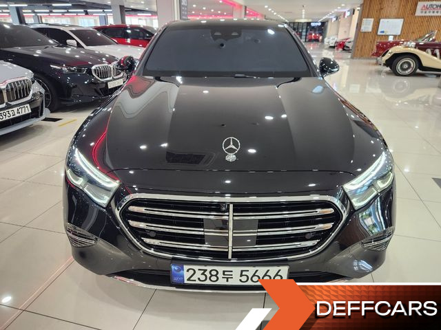 Mercedes E-CLASS E300 4MATIC Exclusive купить на сайте DeffCars