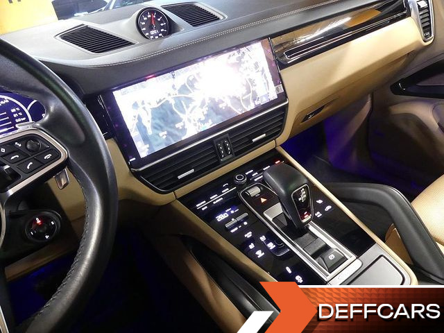 Porsche CAYENNE 3.0 купить на сайте DeffCars