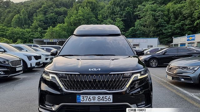 Kia CARNIVAL Gasoline 7-Seater Hi-Limousine Signature купить на сайте DeffCars