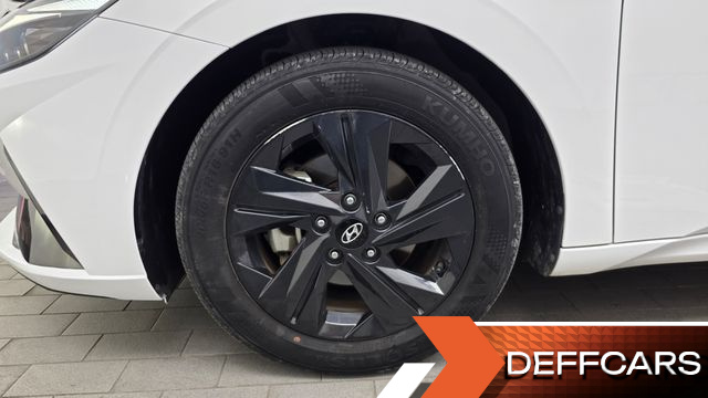 Hyundai AVANTE 1.6 Inspiration купить на сайте DeffCars