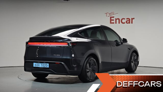 Tesla MODEL Y RWD купить на сайте DeffCars