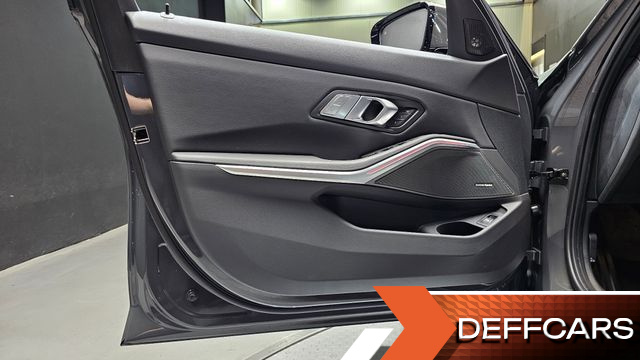 BMW 3-SERIES 320i M Sport купить на сайте DeffCars