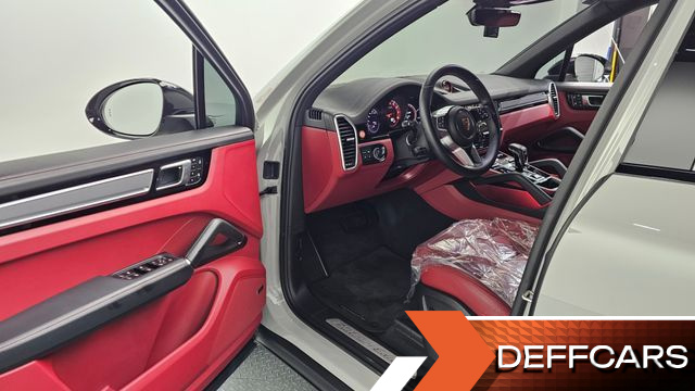 Porsche CAYENNE 3.0 PLATINUM EDITION купить на сайте DeffCars