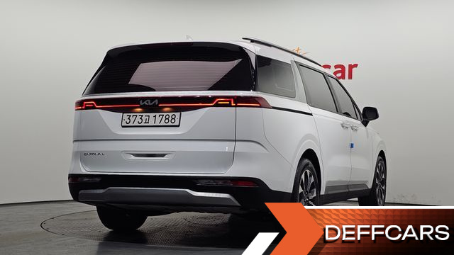 Kia CARNIVAL 9-Seater Prestige купить на сайте DeffCars