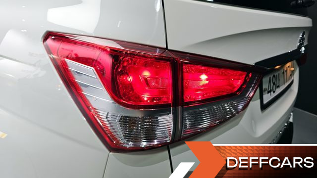 Ssangyong KORANDO 4WD Chateau 9-seater High-Limousine купить на сайте DeffCars