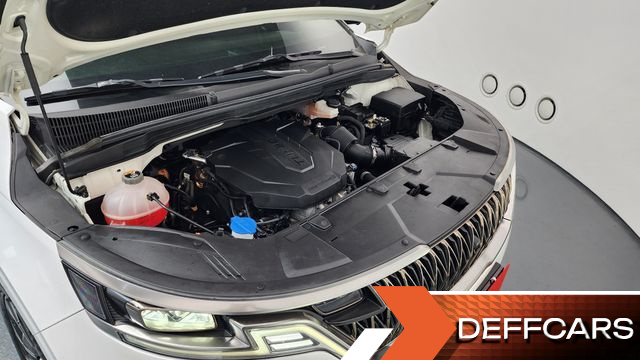 Kia CARNIVAL 9-Seater Noblesse купить на сайте DeffCars