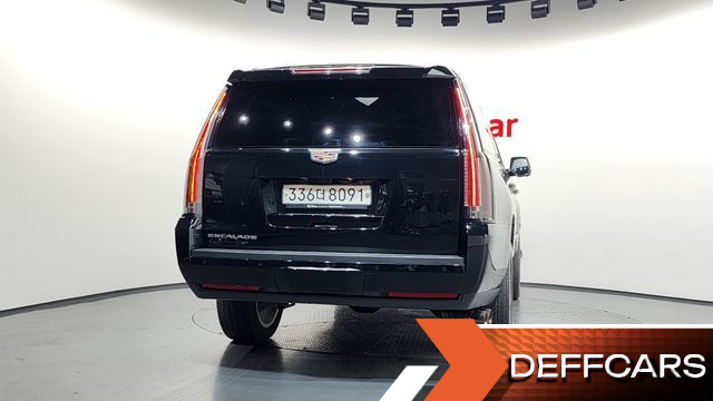 Cadillac ESCALADE 6.2 ESV 4th купить на сайте DeffCars