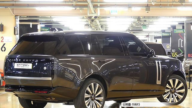 Land Rover RANGE ROVER P615 SV LWB купить на сайте DeffCars