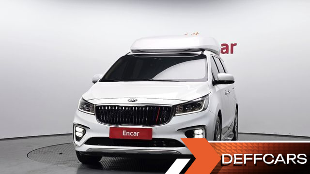 Kia CARNIVAL 7-Seater Hi-Limousine President купить на сайте DeffCars