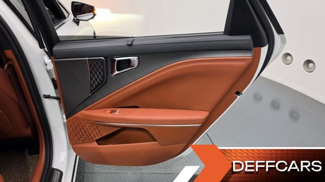 Kia K8 2.5 Gasoline 2WD Signature купить на сайте DeffCars