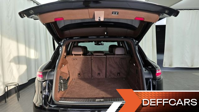 Porsche CAYENNE 3.0 купить на сайте DeffCars