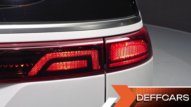 Kia CARNIVAL Gasoline 7-Seater Noblesse купить на сайте DeffCars