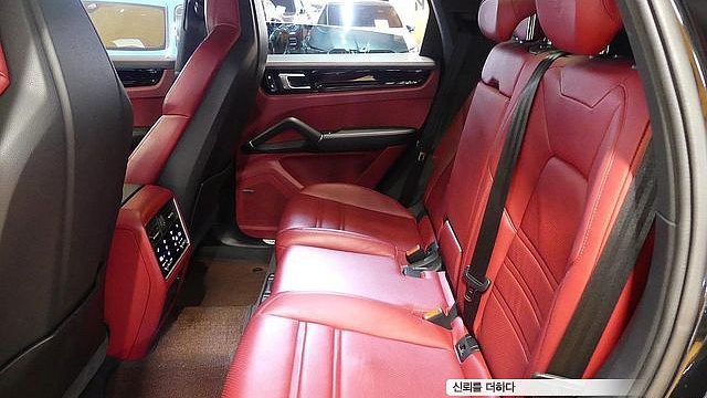 Porsche CAYENNE 3.0 купить на сайте DeffCars
