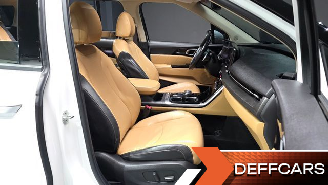 Kia CARNIVAL 7-Seater Signature купить на сайте DeffCars