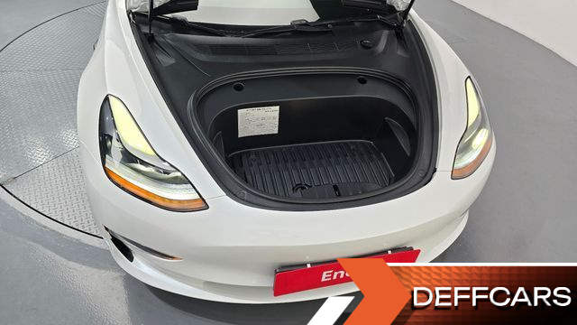 Tesla MODEL 3 Long Range AWD купить на сайте DeffCars