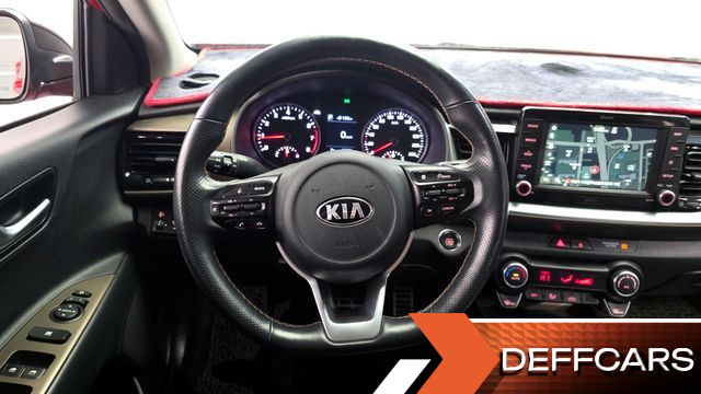 Kia STONIC 1.0 Turbo Prestige купить на сайте DeffCars