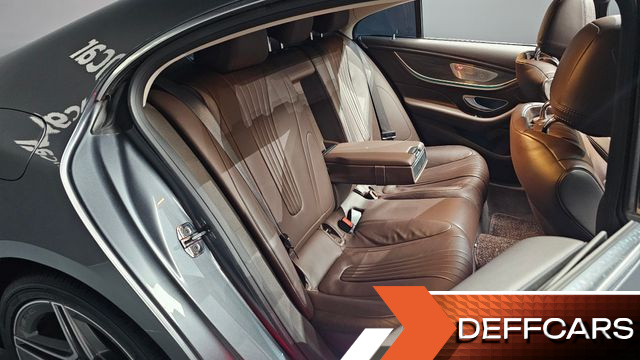 Mercedes CLS-CLASS CLS300d AMG Line купить на сайте DeffCars