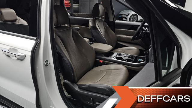 Kia CARNIVAL Diesel 9-Seater Signature купить на сайте DeffCars