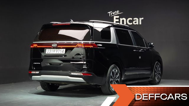 Kia CARNIVAL 9-Seater Prestige купить на сайте DeffCars